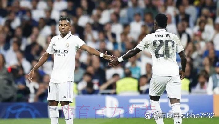 世体:米兰多特皇马多队有意居勒尔 巴萨领跑争夺战 世体:米兰多特皇马多队有意居勒尔 巴萨领跑争夺战